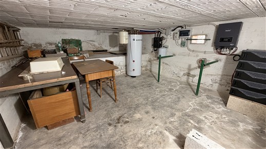 Villa Di 2 Vani, Veranda, Box. Ristrutturata, Ottimo Stato, Fotovoltaico